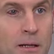 AllonZZZZenfant's tweet photo. @Bruno_Attal_ @Teochoupinou22 Une bifle❓️
#oeil
#Macron
#JeanMichelTrogneux https://t.co/lo1S6DCguk