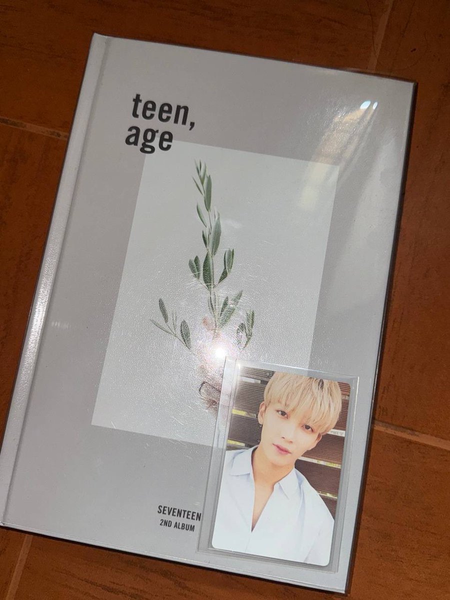 loverofcheol's tweet photo. Seventeen Teen, Age Unsealed Album (White &amp; Green)
w/ Jeonghan RPC

💌 P350 for take all https://t.co/zPa14u4hQm