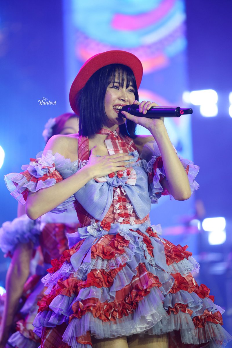 BrianNdraha's tweet photo. Selamat Ulang Tahun yang ke-27 Teh @F_FeniJKT48 🎉🤗 https://t.co/qccWQJQgbl