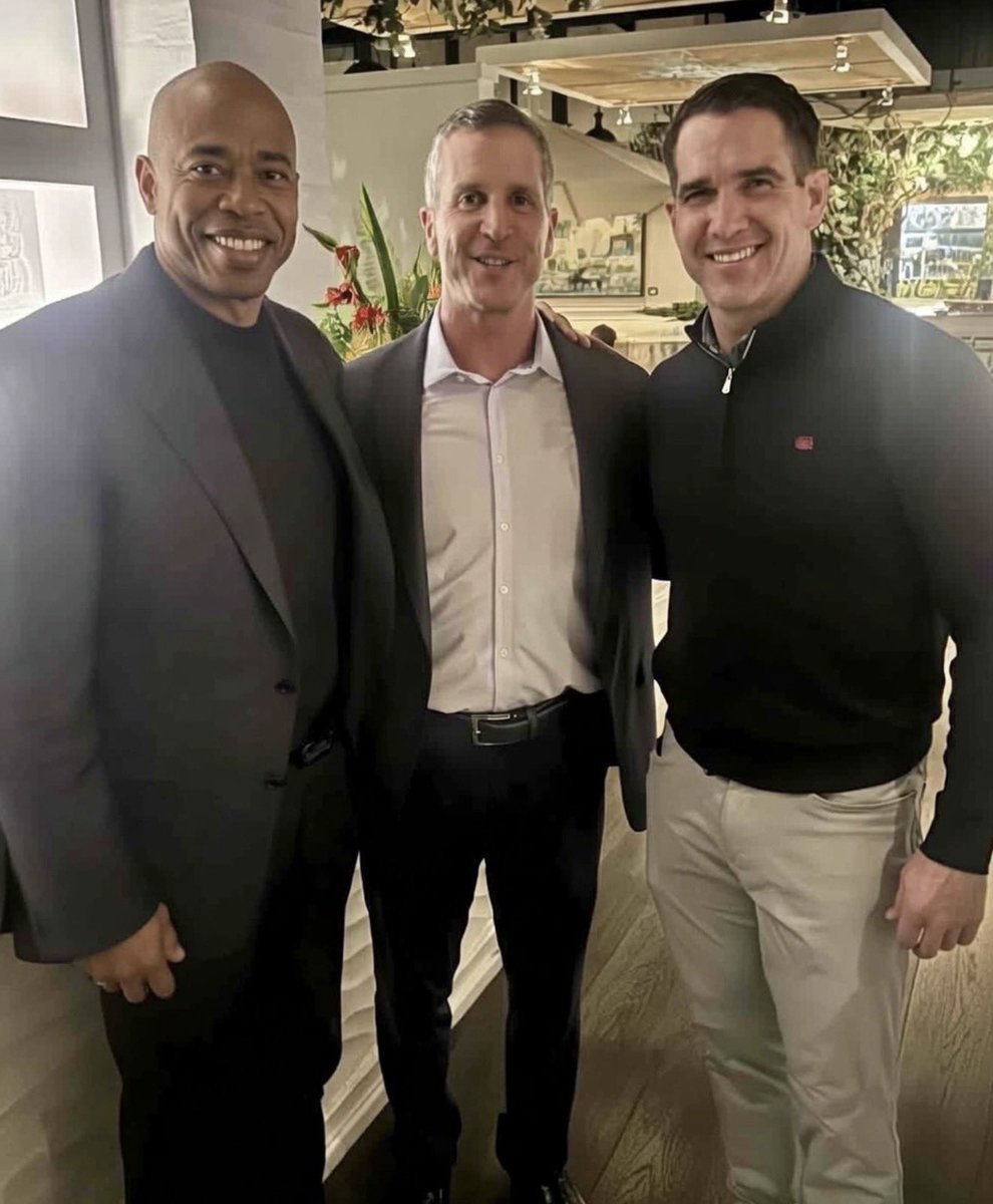 RichJohnsonNFL's tweet photo. 📸 New #Giants HC John Harbaugh got dinner with GM Joe Schoen and former NYC Mayor Eric Adams last night. 

New York Football is back! https://t.co/Rf6KmW4RRX