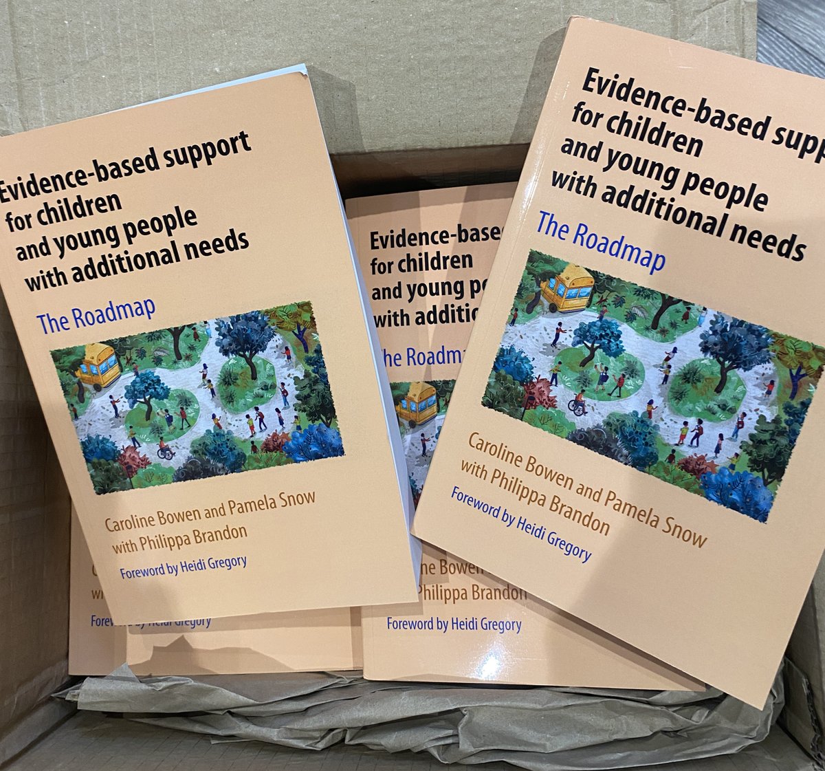 JandRPress tweet media