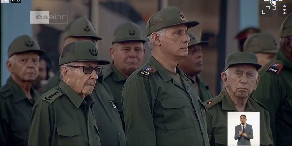 EmmaRincon's tweet photo. Esta es la gente que sigue sometiendo al pueblo cubano tras 67 años, son cadáveres andantes, están más allá que acá. Una vida destruyendo a su propia gente y a su propia nación.

El infierno les recibirá con gracia. https://t.co/R4N7ZfDO71