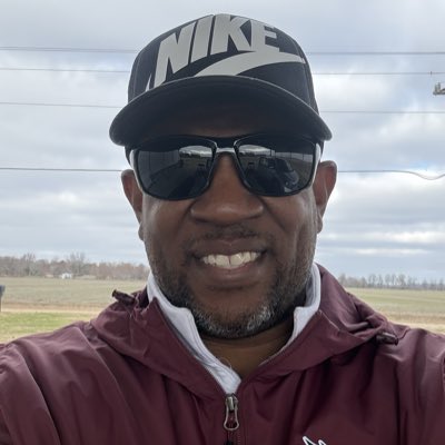 Coach_Kilgore_3's tweet photo. #NewProfilePic https://t.co/xeVhw5lUVK