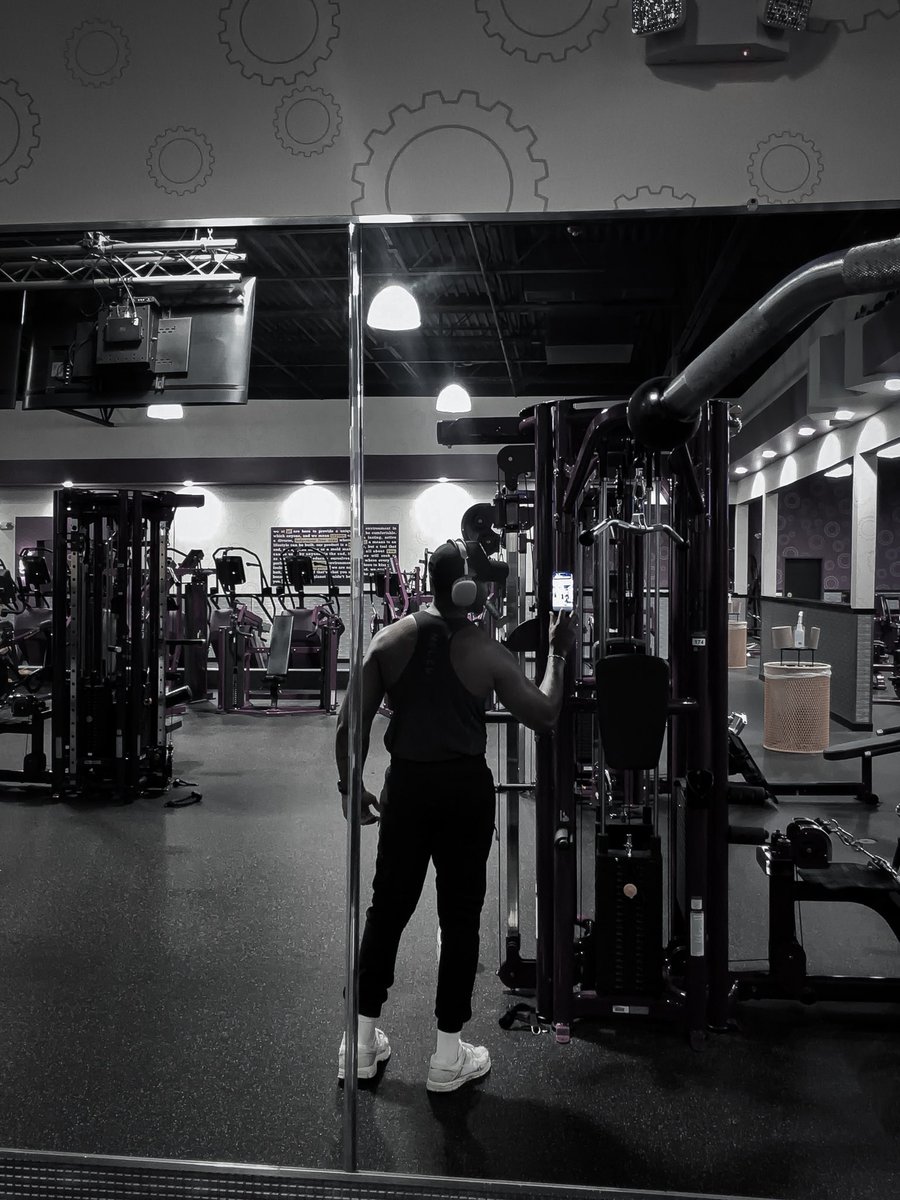 🆂🅼🅸🆃🅷 🏴‍☠️🌪🏁 tweet media