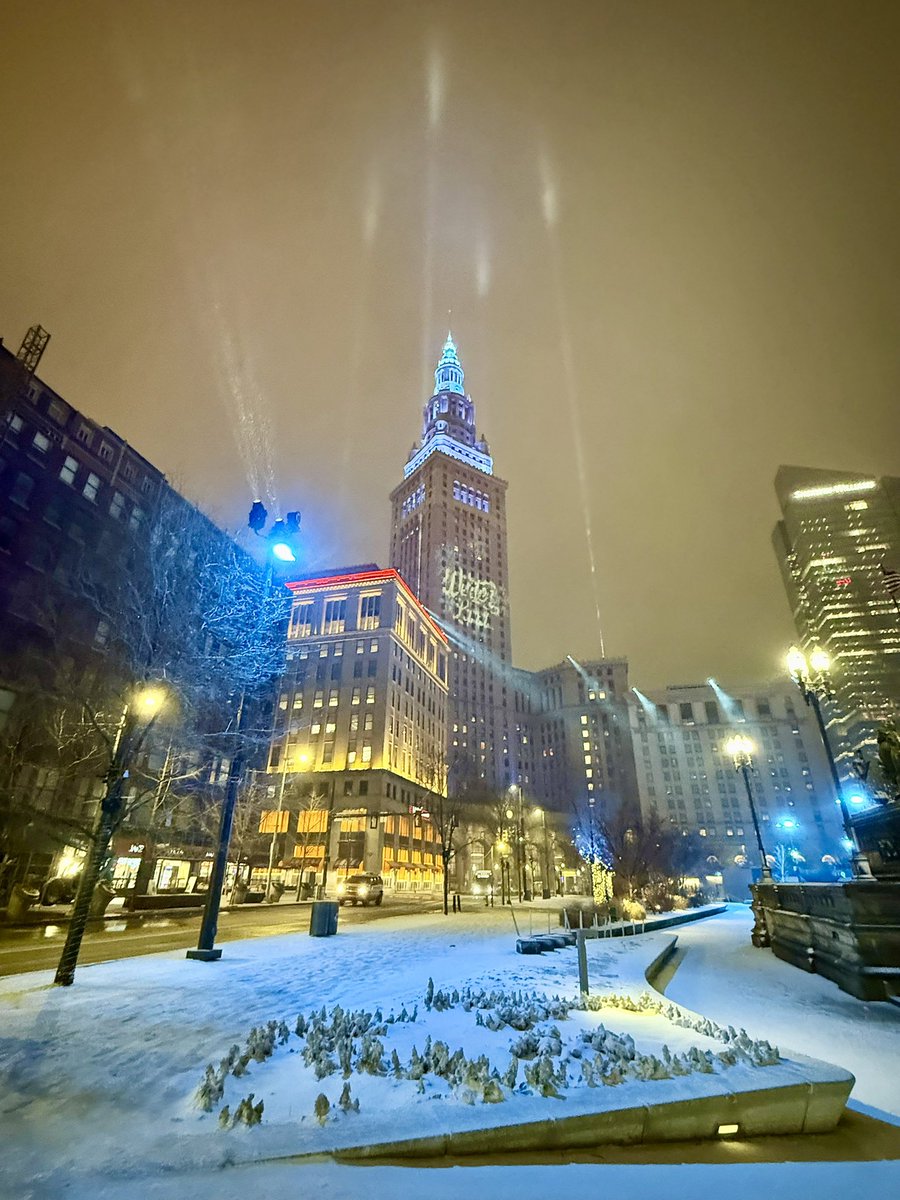 Downtown Cleveland tweet media