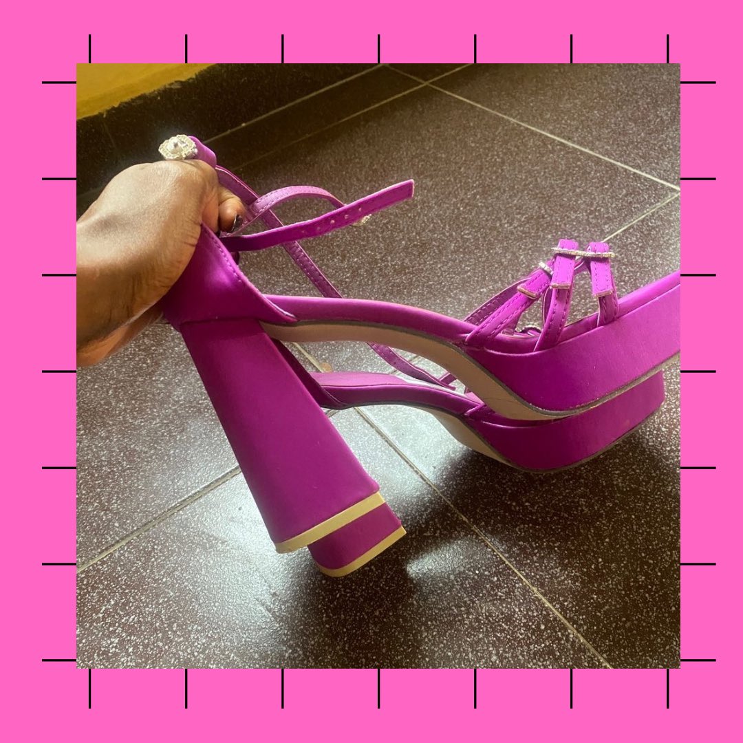 t2declutter's tweet image. Pink block heels 
Size: 40
Price : N20,000
Condition : preloved (worn once, still in good condition) 

Location : Abule Egba, Lagos