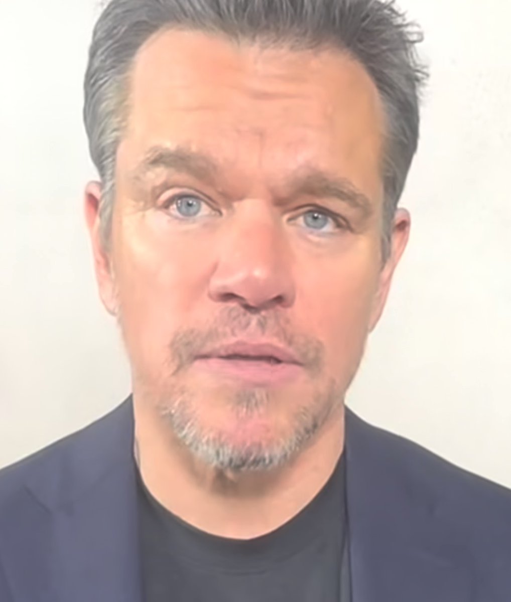 dunkinfleck's tweet image. i’m literally shaking buy him brown contacts pls