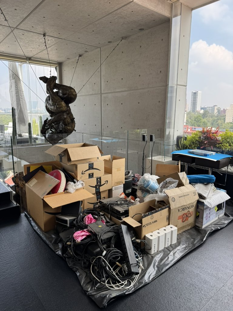 El momento perfecto para comenzar a vivir sin caos es HOY.

📦 Bodegas desde 2 hasta 200m2
📦 Precios desde $500mxn mensuales
📦 Seguridad 24/7

Visítanos en nuestras más de 35 sucursales. u-storage.com.mx