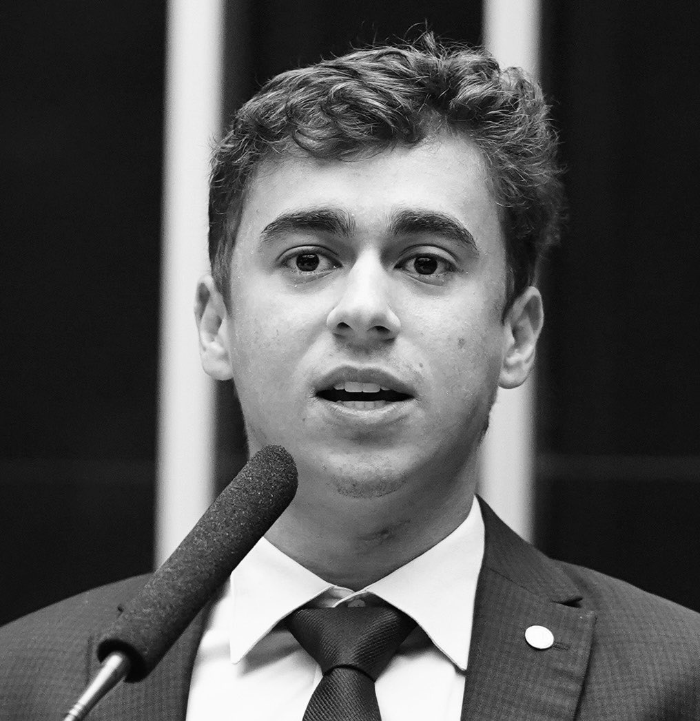 pedrorousseff's tweet photo. 🚨URGENTE 

Receita Federal ACABA de DESMENTIR Nikolas Chupeta AO VIVO! 

- Segundo o órgão, fake news de Nikolas é AJUDOU esquemas como do PCC! 

TAXAÇÃO DE PIX NÃO EXISTE NO GOVERNO LULA! https://t.co/I32B9VsEGR