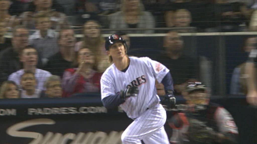 SleeperPadres's tweet image. Random Padre of the Day:  

SS - Khalil Greene  

Greene spent six seasons with the #Padres (2003-08). He's one of the most memorable Padres from the mid-2000s. He had a .248 AVG with a .731 OPS, 157 2Bs, 14 3Bs, 90 HRs and 352 RBI.