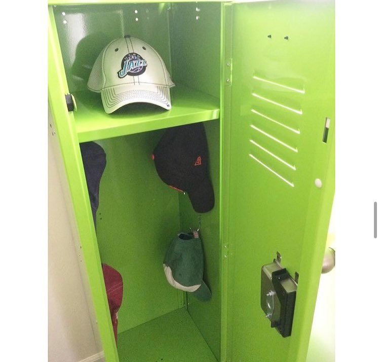 JorgensonLocker's tweet photo. Our lockers wear a lot of hats. 🧢👒🎩 

From literal hats to jackets, shoes, books and more, these lockers do it all. The perfect storage for any space.

#nationalhatday #lockerstorage https://t.co/QrUwUQ4QuU