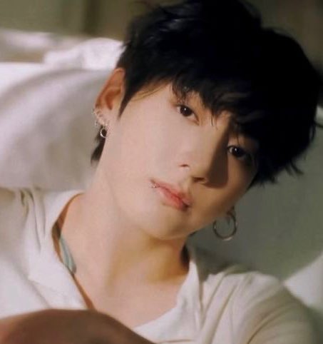 Kook Updates tweet media