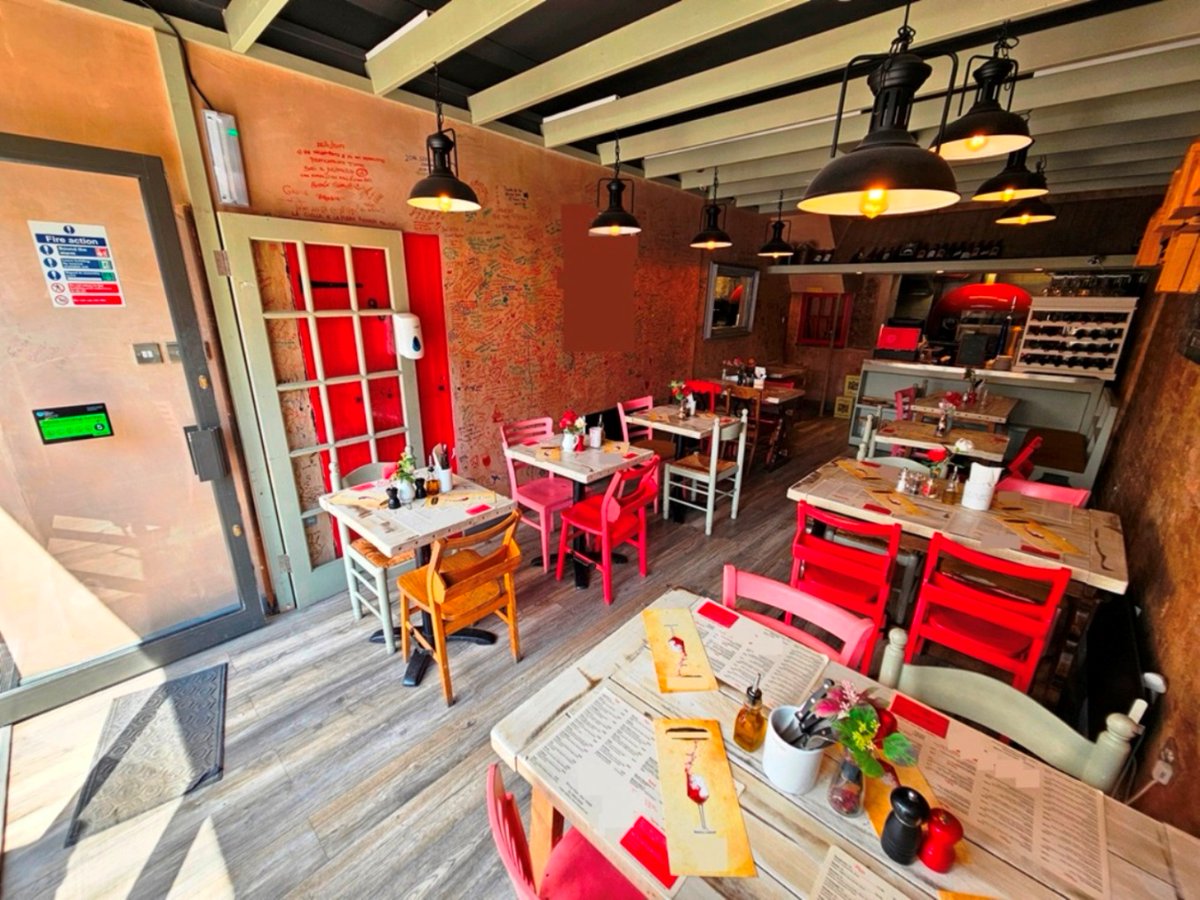 PaviourPS's tweet image. PIZZA RESTAURANT &amp;amp; TAKEAWAY WITH FULL A3, A5 &amp;amp; ALCOHOL (2330)
TURNOVER £3,000 - £4,000 PER WEEK TRADING 1700 – 2300
TWO STORY PREMISES WITH GREAT SCOPE TO EXPAND
REDUCED TO SELL – MUST BE SOLD

REF: C3104

LONDON BOROUGH OF HACKNEY - REDUCED £59,995 LEASEHOLD + SAV

01702 667 111