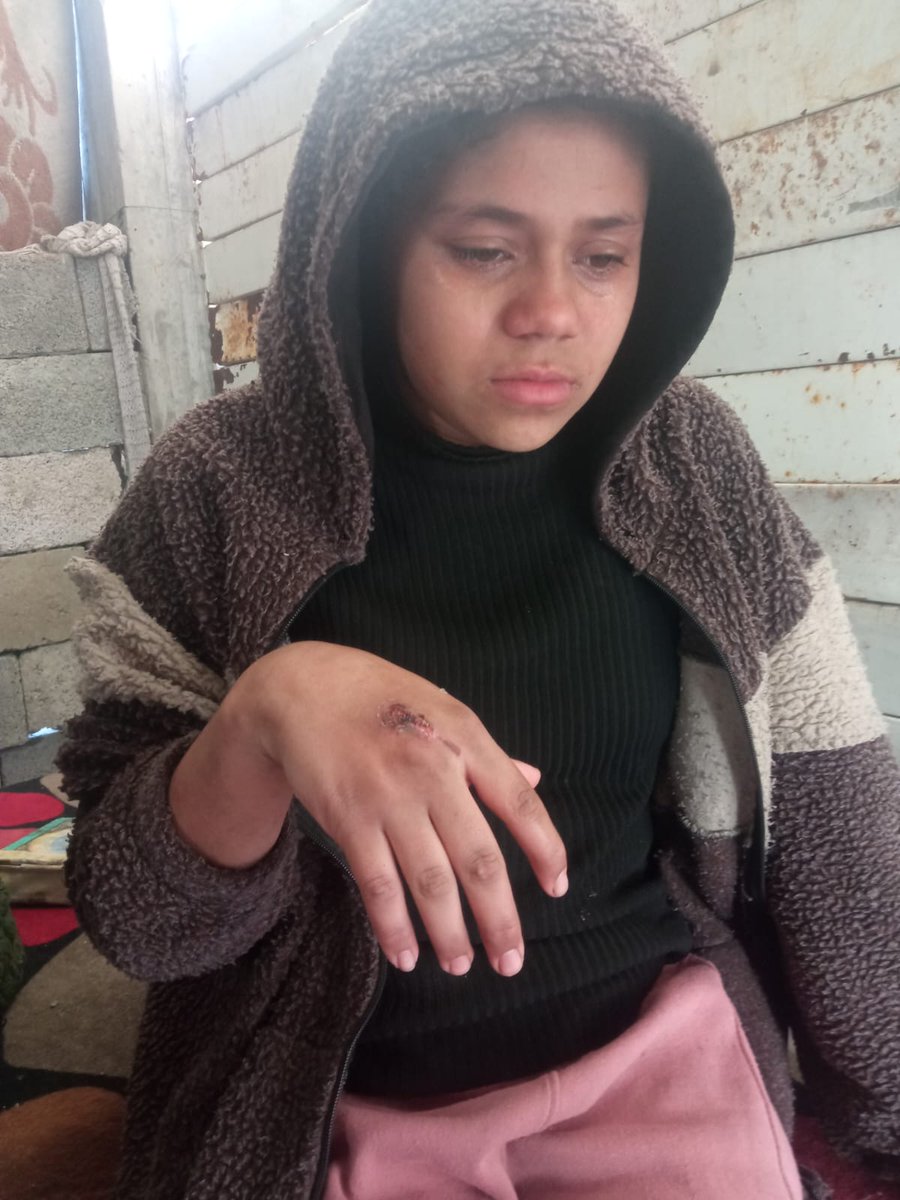 Gulnar_19's tweet image. By the end of the week, no one had supported me, and we hadn't achieved any of our goals. Please donate today to bring food for my siblings tomorrow; we haven't cooked in a while. And thank you to those who shared in the suffering of my brothers. chuffed.org/project/154751…