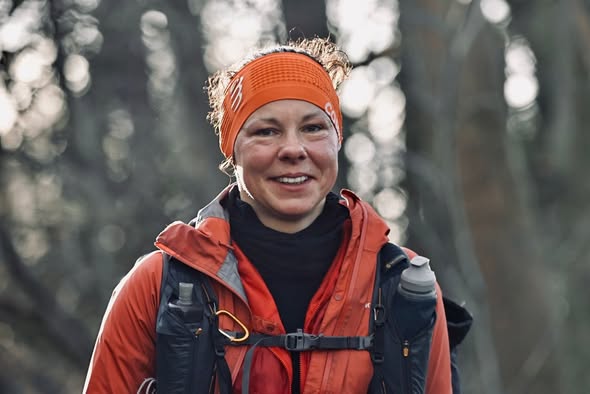 Ginger_Gamer72's tweet photo. WINTER SPINE RACE / From front to back
Every runner fighting the elements, the clock, and themselves.
Cut-offs tighten. Time ticks on.
We’re willing you forward — the finish waits in Kirk Yetholm. 🏁 #spinerace https://t.co/bVD7dIyjRQ