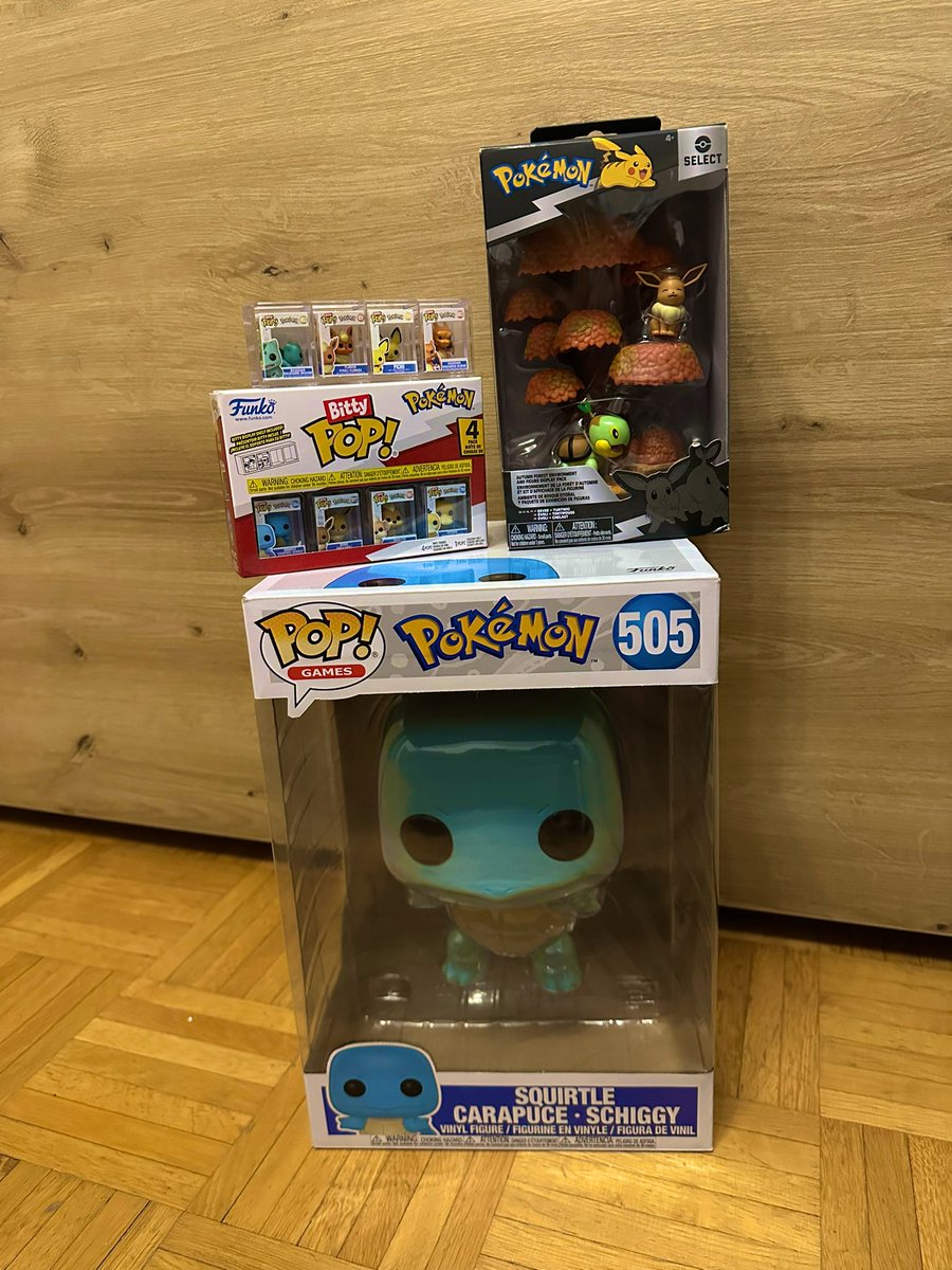 Mein inneres Kind brauchte das heute. 
Schiggy habe ich für 15€ statt 37€ bekommen 🥰
.
.
.
#Nintendo #Pokemon #Schiggy #Pokémon #NintendoSwitch #NintendoSwitch2