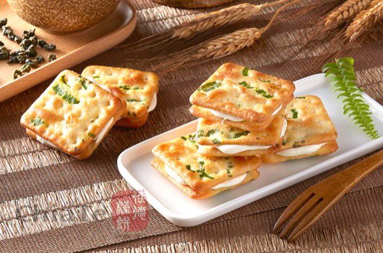 broccoliboy987's tweet photo. หิ้วไต้หวัน 🇹🇼

✿ แครกเกอร์นูกัตต้นหอม Nougat green onion cookie

✨12 pcs - 300 ฿ (รวมส่ง)
✨24 pcs - 510 ฿ (รวมส่ง)

🩵ปิดรอบ 21 มค 10.00
🩵จัดส่ง 22 มค

#รับหิ้วไต้หวัน #ขนมไต้หวัน #เจียเต๋อ #ChiaTe #รับหิ้ว #nougat #นูกัต #แครกเกอร์นูกัต https://t.co/W8jV8tcKIr