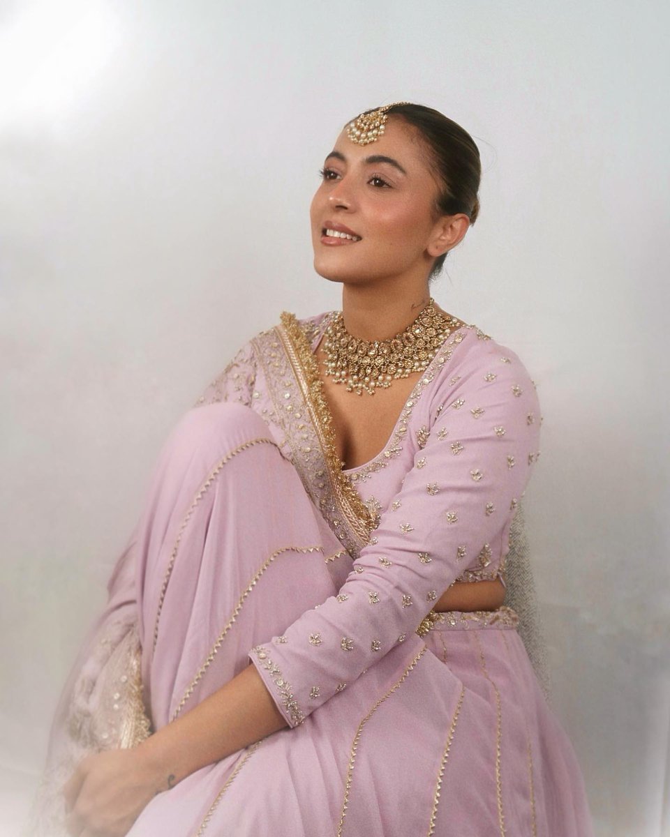 simrankaura19v's tweet photo. Feeling vibrant in Liverpool 🌟 Celebrating culture and style in this beautiful city Here’s to making memories that shine 💖✨

#Liverpool #CulturalVibes #FashionDiaries #CityAdventures #Celebration #Memories #DesiVibes #StreetStyle #ExploreLiverpool #JoyfulMoments https://t.co/Dp6jFZiDhp