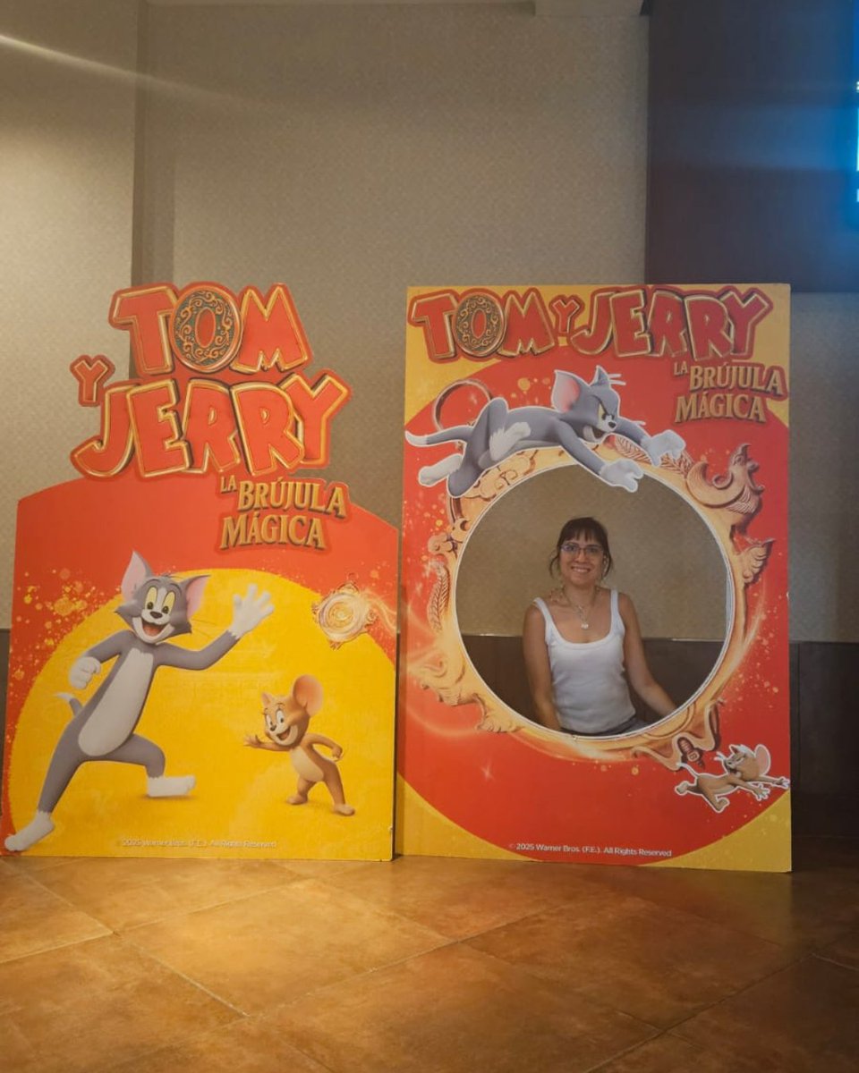 eleoguzmi's tweet photo. Desde chica hasta hoy… Tom &amp; Jerry siempre 🧡
La brújula mágica y mi niña interior está feliz ✨🐭🐱
No hay edad para lo que nos hace bien.

#TomYJerry #LaBrújulaMágica  #Recuerdos #AmorDeTodaLaVida #Estreno https://t.co/k4pcdzSpWZ