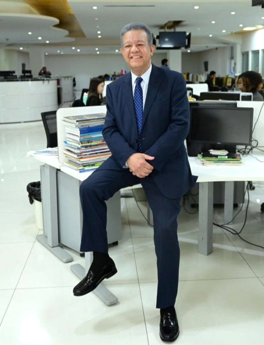 SumateFP's tweet image. GUARDE ESTA FOTO COMO RECUERDO DEL PRESIDENTE DE REP. DOM. A PARTIR DEL 2028.
LEONEL FERNÁNDEZ