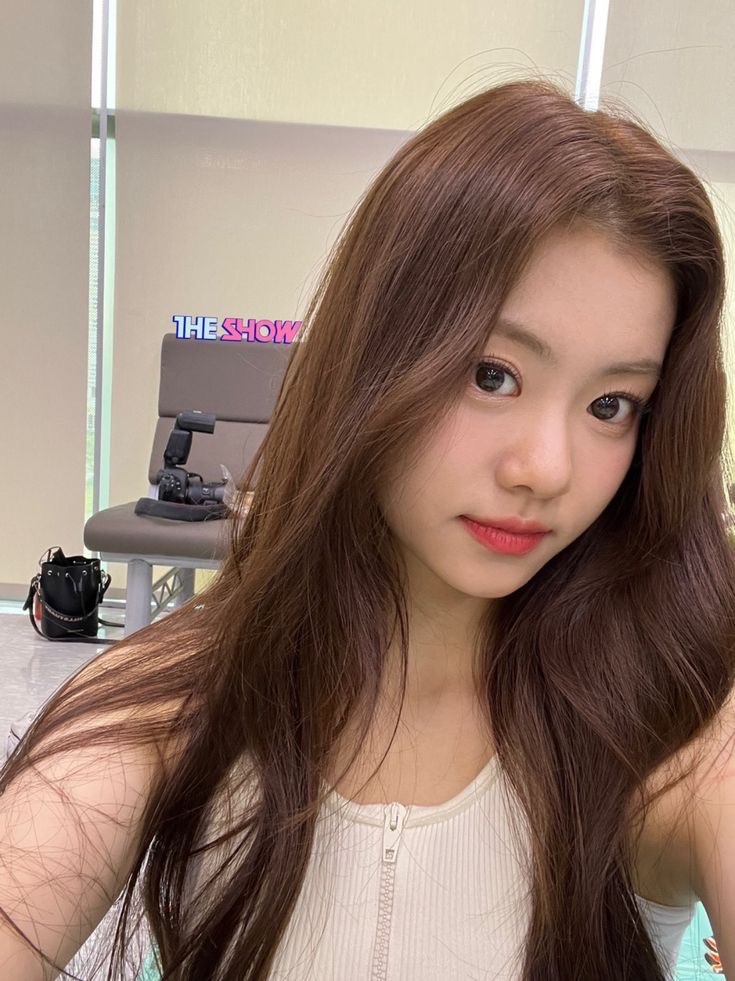 here4garam's tweet image. do i look                                   like her?