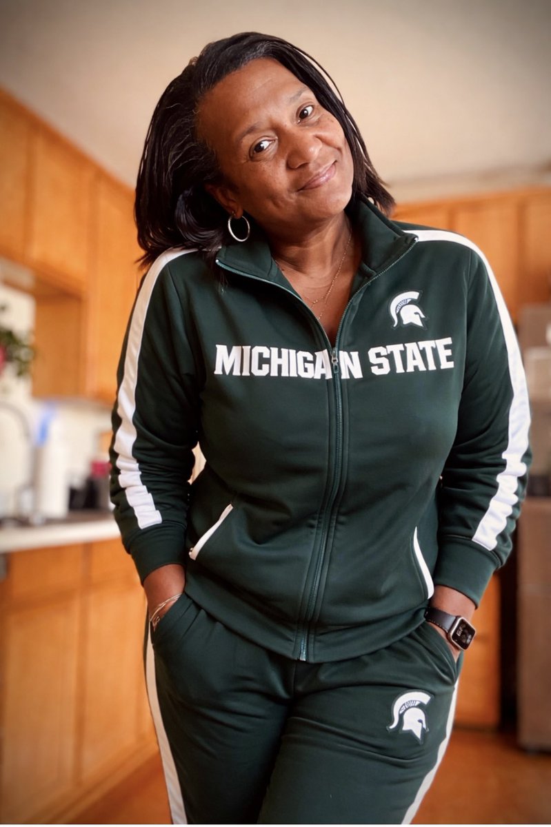 Cyreeta Hall tweet media