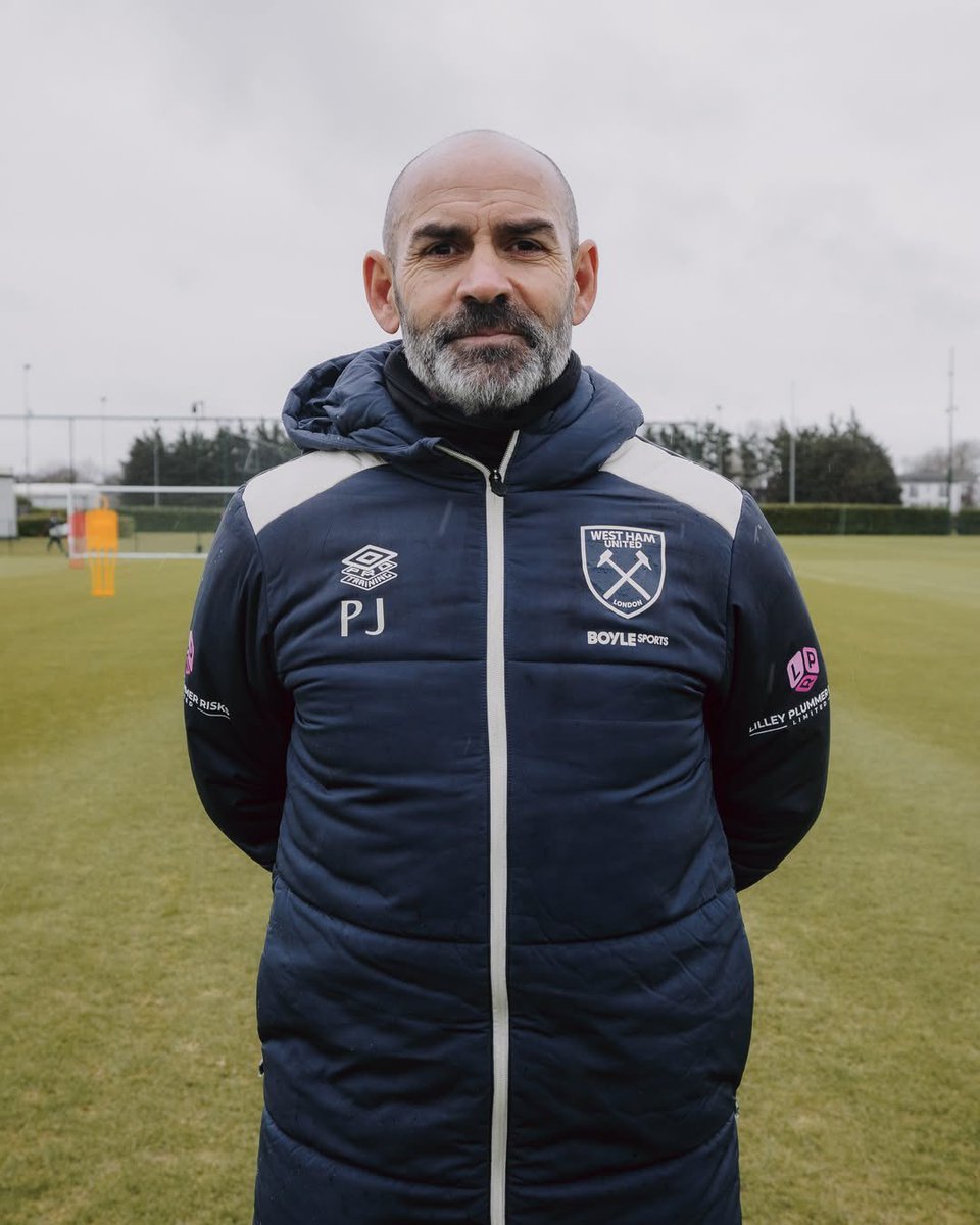 Legends Trophy tweet media