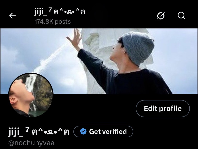 nochuhyvaa's tweet photo. just recreating my profile HAHAHA 
#BTS hirap na hanapin ng mga old pics huhuhu https://t.co/4DmClMv08J