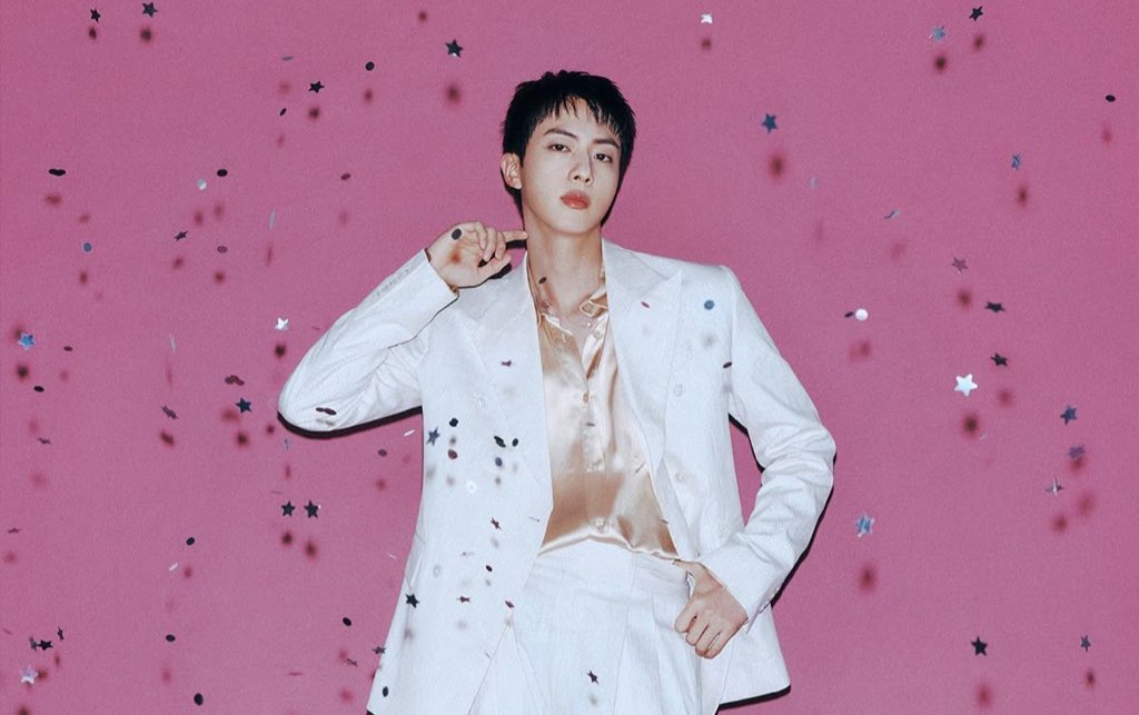 detailsofjin's tweet image. the owner of the pink vinyl