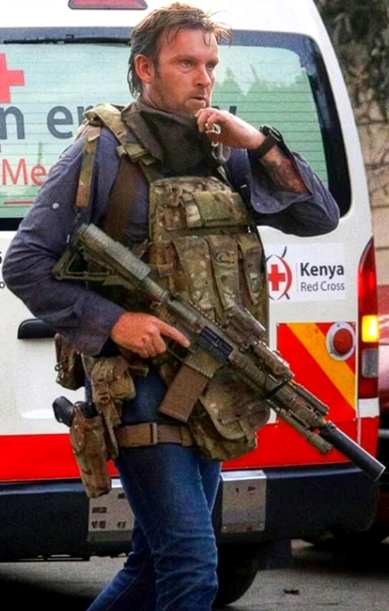 Seven years since the darkness descended on DusitD2.

I remain deeply grateful to God that I could stand and fight against those forces of evil. 

Moments like these remind me: we run toward the fight so others can live. Honored to have been part of it. 🇰🇪🏴‍☠️

#7YearsLater