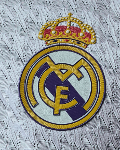 🚨🚨 Florentino Pérez quer o regresso de José Mourinho ao Real Madrid, avança Alfredo Relano, comentador do <a href="/partidazocope/">El Partidazo de COPE</a>.

🎙️ "A ideia final de Florentino Pérez é trazer José Mourinho de volta. É um treinador que está a causar alvoroço no Benfica, justamente para que o demitem.