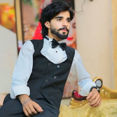 Faha_d1200's tweet photo. #NewProfilePic https://t.co/fxiU3ABShr
