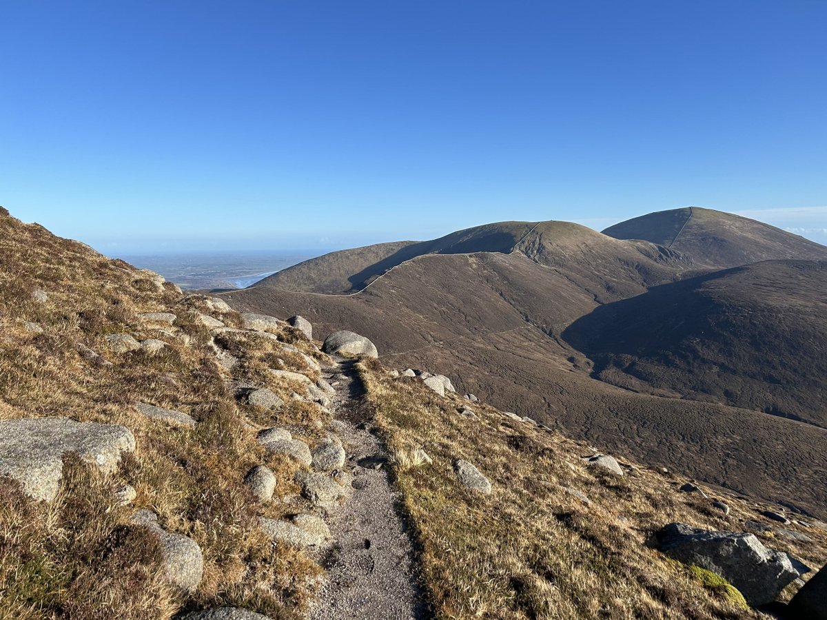CorishFilms's tweet image. Todays Office -  The Mourne Mountains! We decided to head out to film more drone stock footage up at Slieve Bearnagh today. Pretty good weather for January!!
