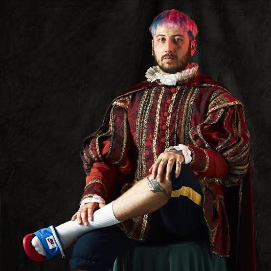 Ekmek almaya giderken bizim kombin