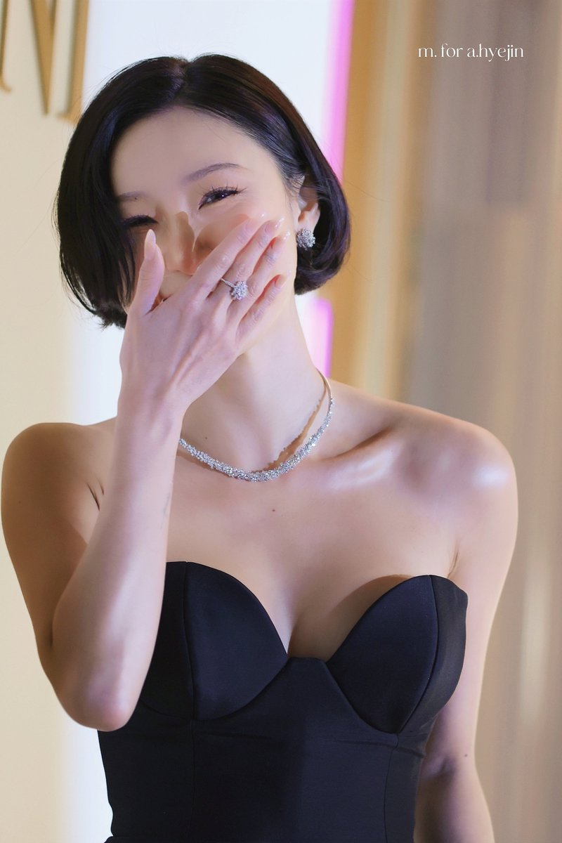 260115 CASA DAMIANI LAUNCH

#화사 #HWASA
#마마무 #MAMAMOO
#Damiani  #다미아니