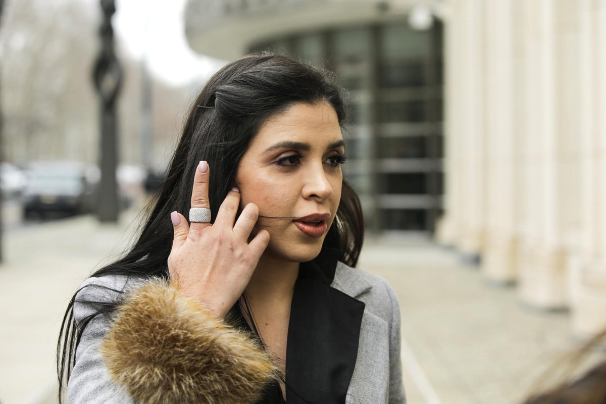 lopezdoriga's tweet image. Más del decomiso de Petatlán, Guerrero.

Los laboratorios clandestinos incautados, con 25 mil litros y 12 toneladas de sustancias químicas, para la producción de drogas sintéticas están relacionados con Inés Omar Coronel Aispuro, hermano mayor de Emma Coronel, esposa de Joaquín…