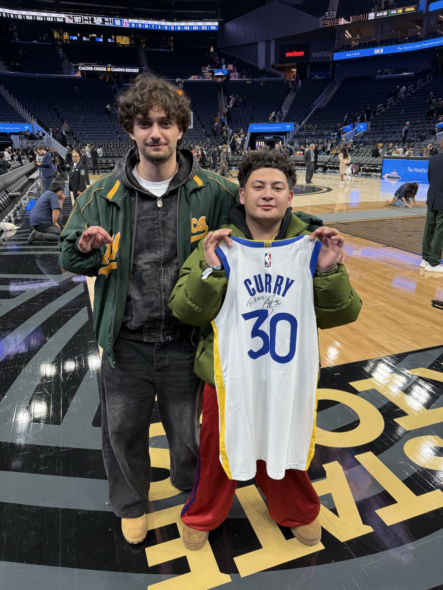 Eddie Gonzalez tweet media