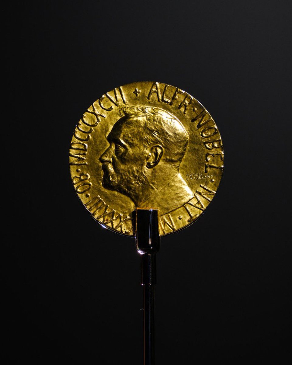 agusantonetti's tweet image. 🇺🇸🇻🇪 | Maria Corina Machado le entregará su Medalla de Oro del Premio Nobel al presidente Donald Trump.