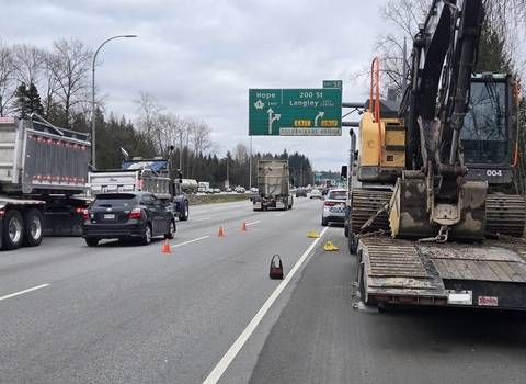 BCHwyPatrol's tweet photo. #BCHighwayPatrol - BC Highway Patrol is investigating an overpass strike that has partially shut down Highway #1 https://t.co/jzwXBf1QtX https://t.co/XWJq9f8IOI