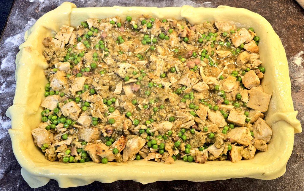Mafer1ck's tweet image. Chicken, bacon &amp;amp; stuffing pie. Seared the chicken off and then simmered it in stock instead of the normal roast. Gotta say, initial testings were good. Nigel Slater would love it's moistness. #moist