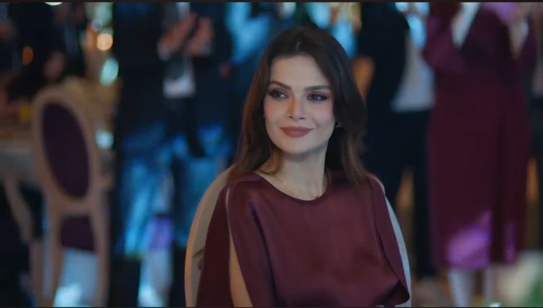 cihalcinim's tweet image. Ayrı masalarda da otursalar birbiriyle cilveleşen cihalim #CihAl #UzakŞehir