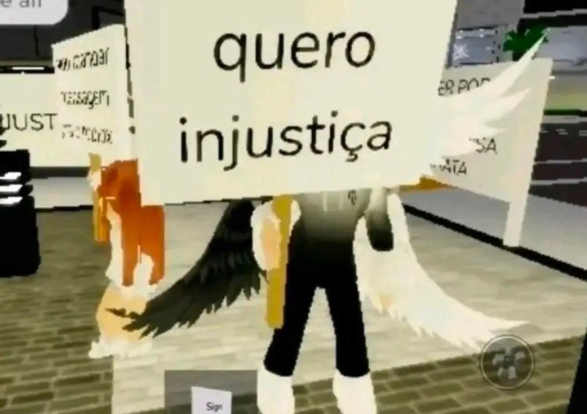 emycomio's tweet image. os protestos no roblox tão me fazendo tão feliz pqp