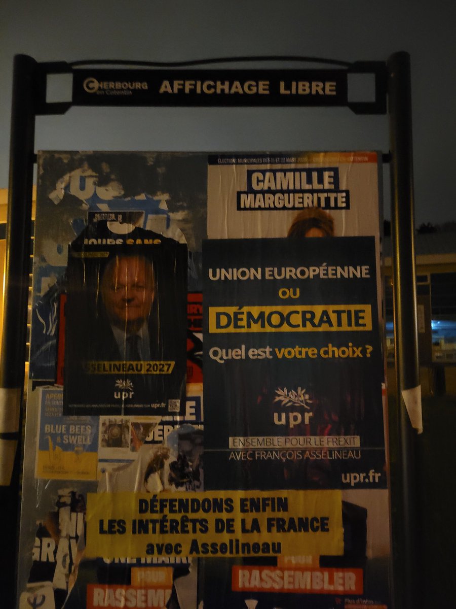 BenoitLepeltier's tweet photo. Reprise des collages et des distributions de tracts pour l’équipe #UPR #Cherbourg !
Dans une année politique qui s’annonce plus que jamais instable et incertaine, la volonté de @f_asselineau et de @uprtvfa reste solide et constante
#Asselineau2027 #Frexit https://t.co/VDUJj2zvgX