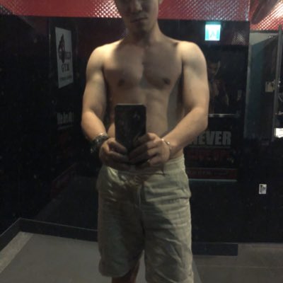 yaskogo's tweet photo. #NewProfilePic (新個人資料照片) https://t.co/g158Q16r2T