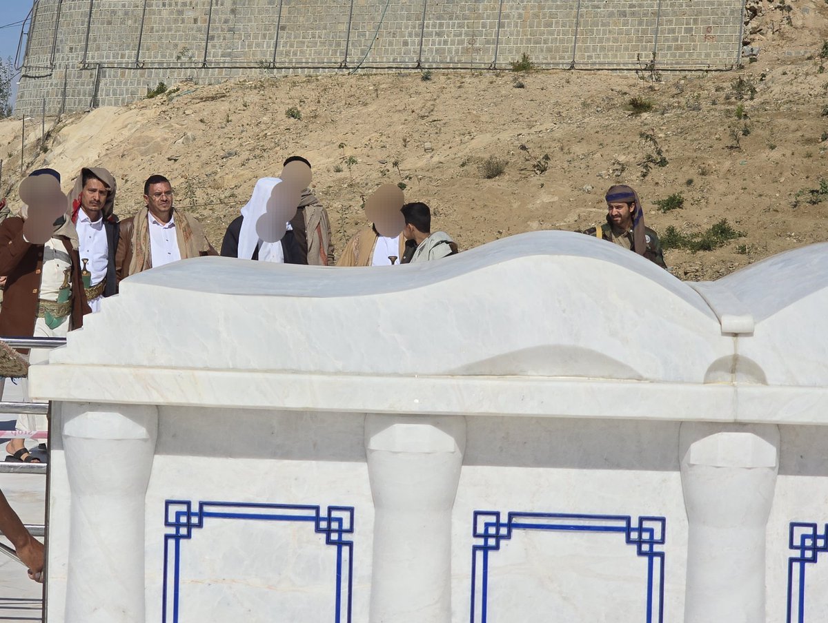 حزام الأسد tweet media