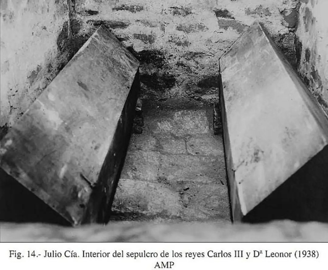 En la catedral de Winchester acaban de concluir los estudios genéticos de los restos de varios reyes y reinas anglosajones del siglo IX. En la catedral de Pamplona, no obstante, el cabildo sigue sin dar permiso para que se estudien los restos de los reyes de Navarra⬇️