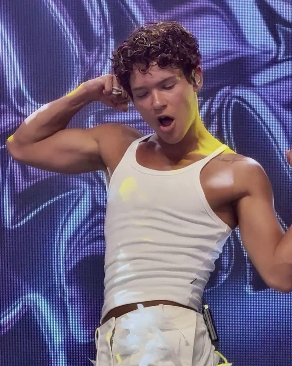 ughtoni's tweet image. 😌