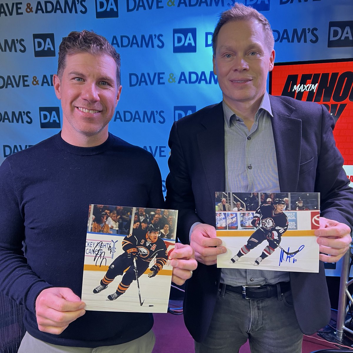 ‼️🦬 GIVEAWAY READ BELOW 🦬‼️

We are giving away (1) signed Maxim Afinogenov photo and (1) signed Derek Roy photo 🤩

HOW TO ENTER: 

- Follow Dave &amp; Adam’s Buffalo, if you are not already
- Like this post 
- Comment your favorite Sabres logo 
- Share this post  

Giveaway will