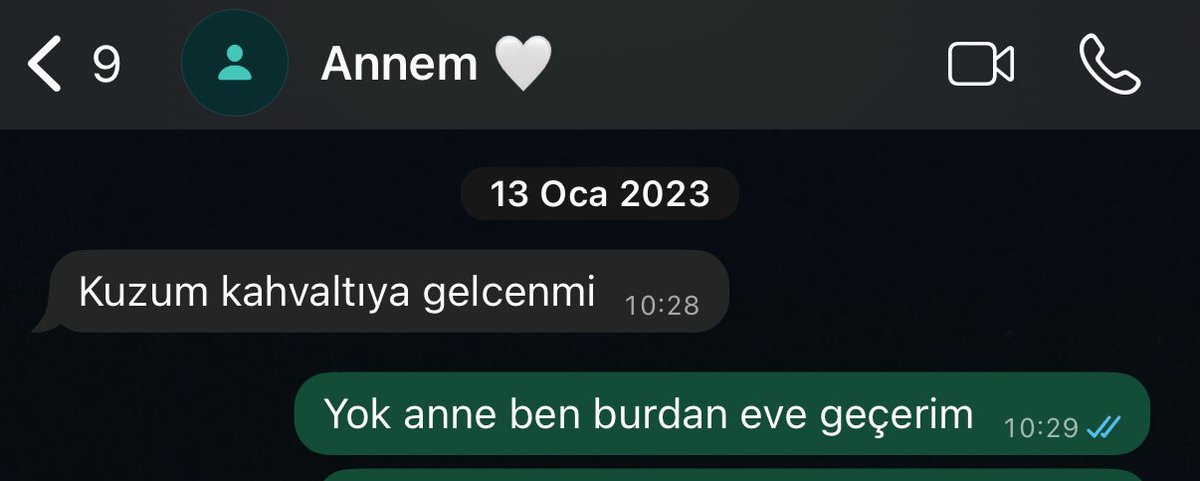 DmrtsMelike's tweet photo. Birlikte yapacağımız son kahvaltı olacağını bilseydim asla hayır demezdim… Hâlâ imkanınız varsa hayır demeyin 🥺 https://t.co/z2GaAZV3Jt