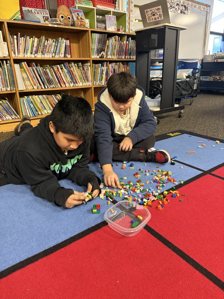 BPD3HW's tweet photo. Ms. Vera's class participated in a fun STEAM makerspace challenge by constructing Lego vehicles and measuring which team's stunt car could go furthest down the ramp! #HoweBears #LearnLeadSucceedBPD3 #makerspace https://t.co/WzGJsTzzHZ